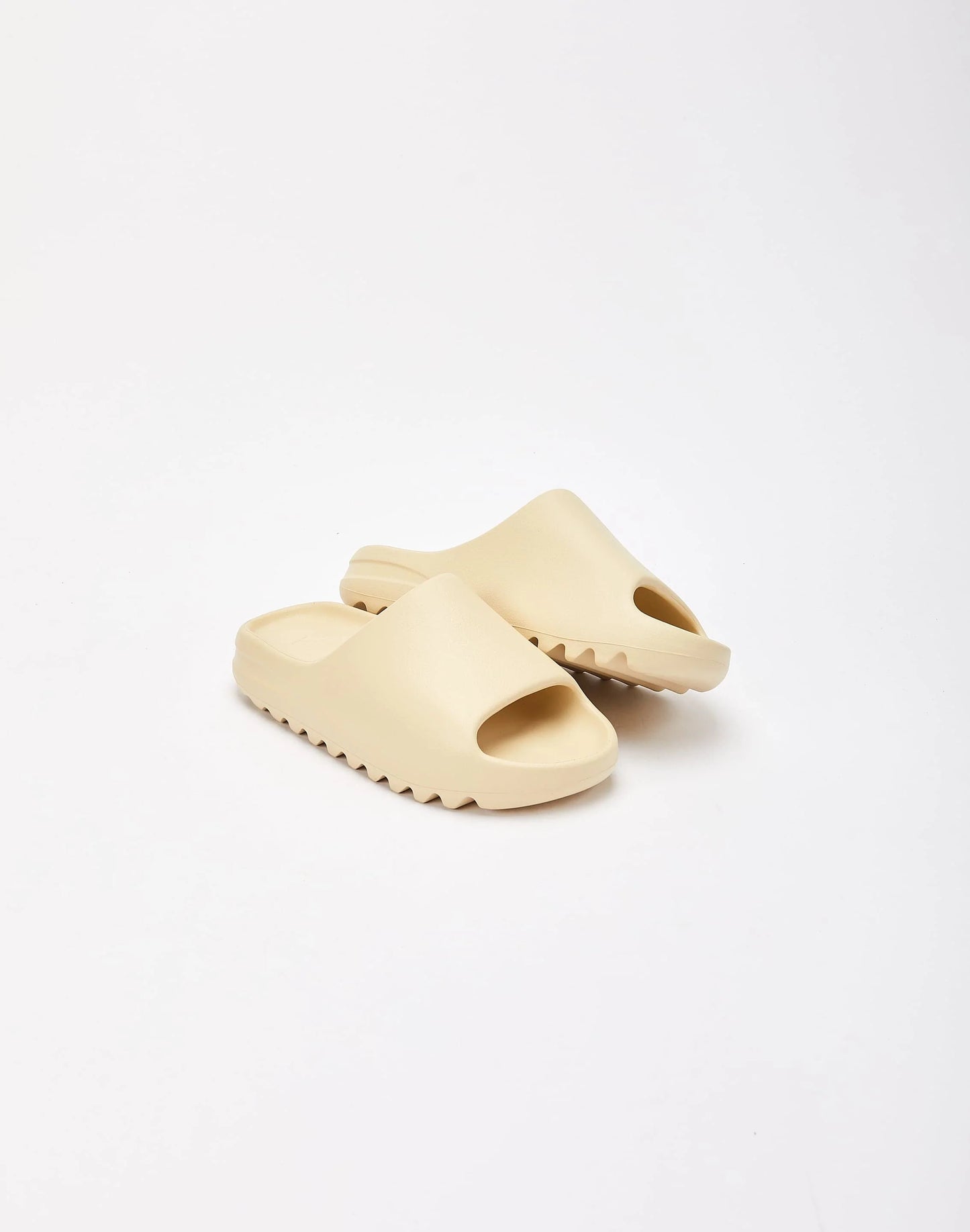 ADIDAS YEEZY SLIDES BONE FZ5897