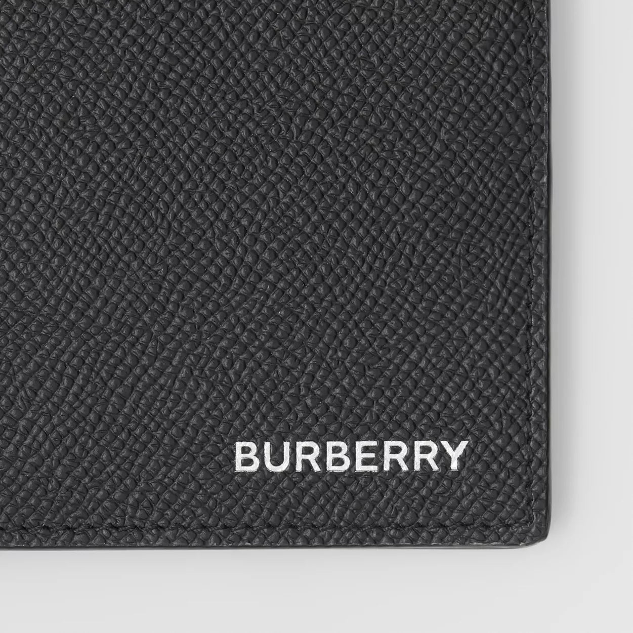 BURBERRY WALLET 03