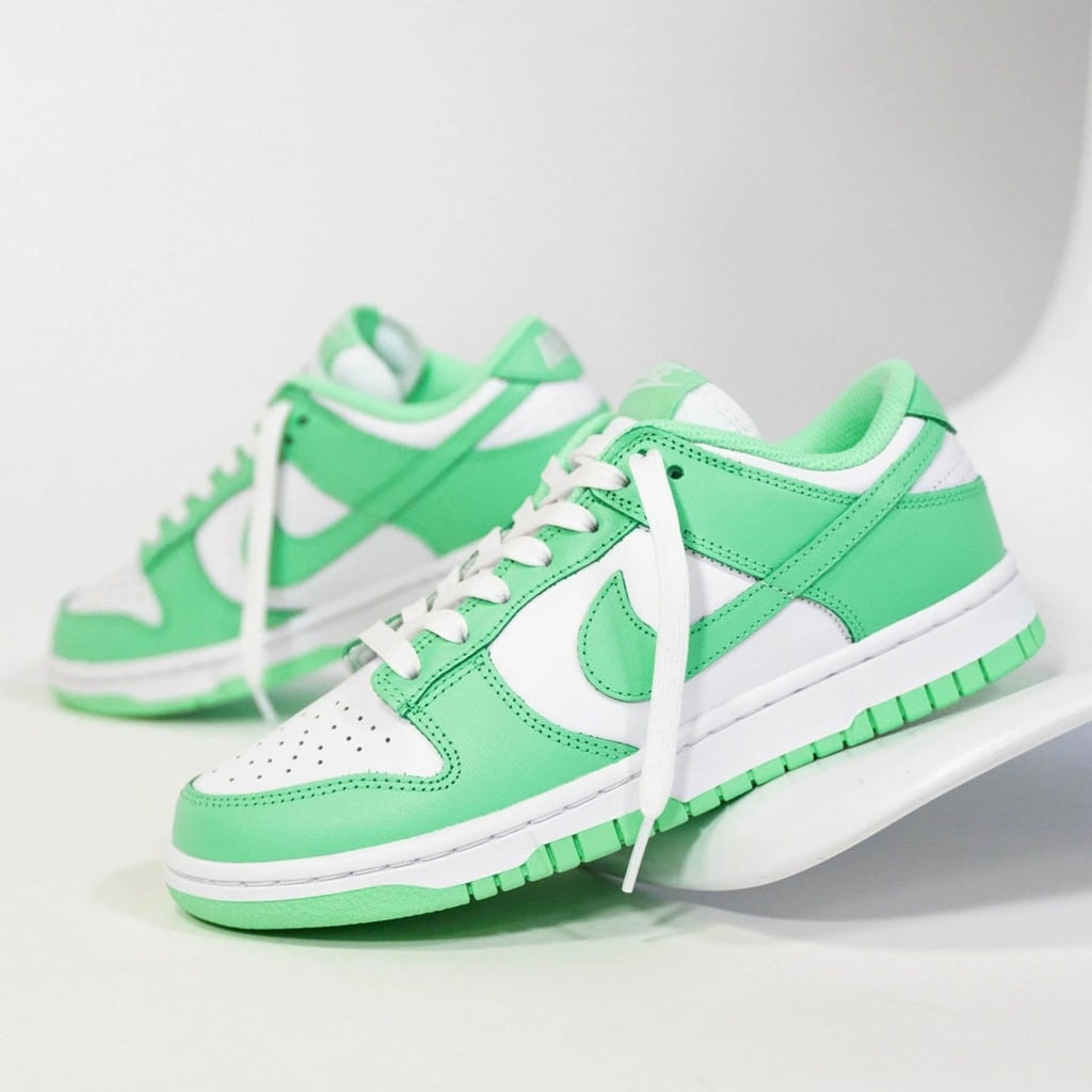 NIKE DUNK LOW GREEN