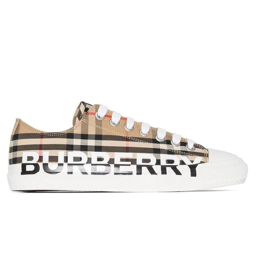 BURBERRY SNEAKERS 01