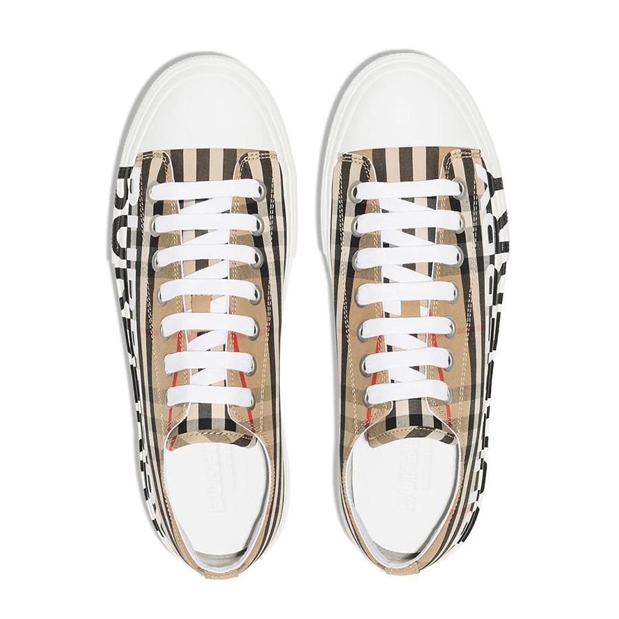 BURBERRY SNEAKERS 01