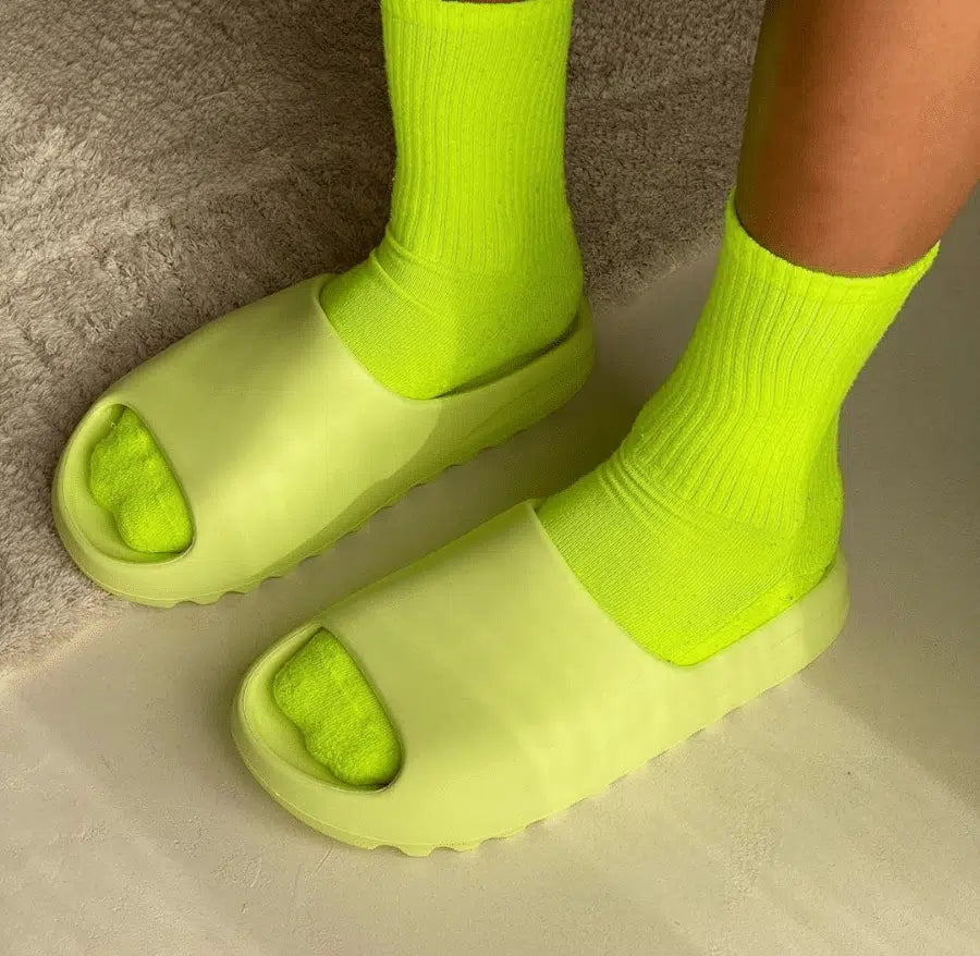 ADIDAS YEEZY SLIDES HQ6447