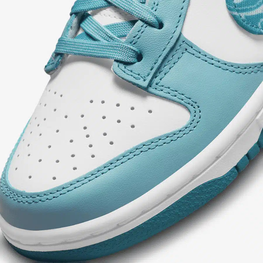 NIKE DUNK LOW BLUE PAISLEY