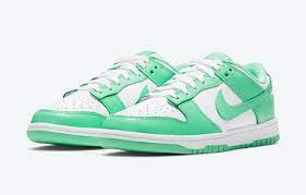 NIKE DUNK LOW GREEN