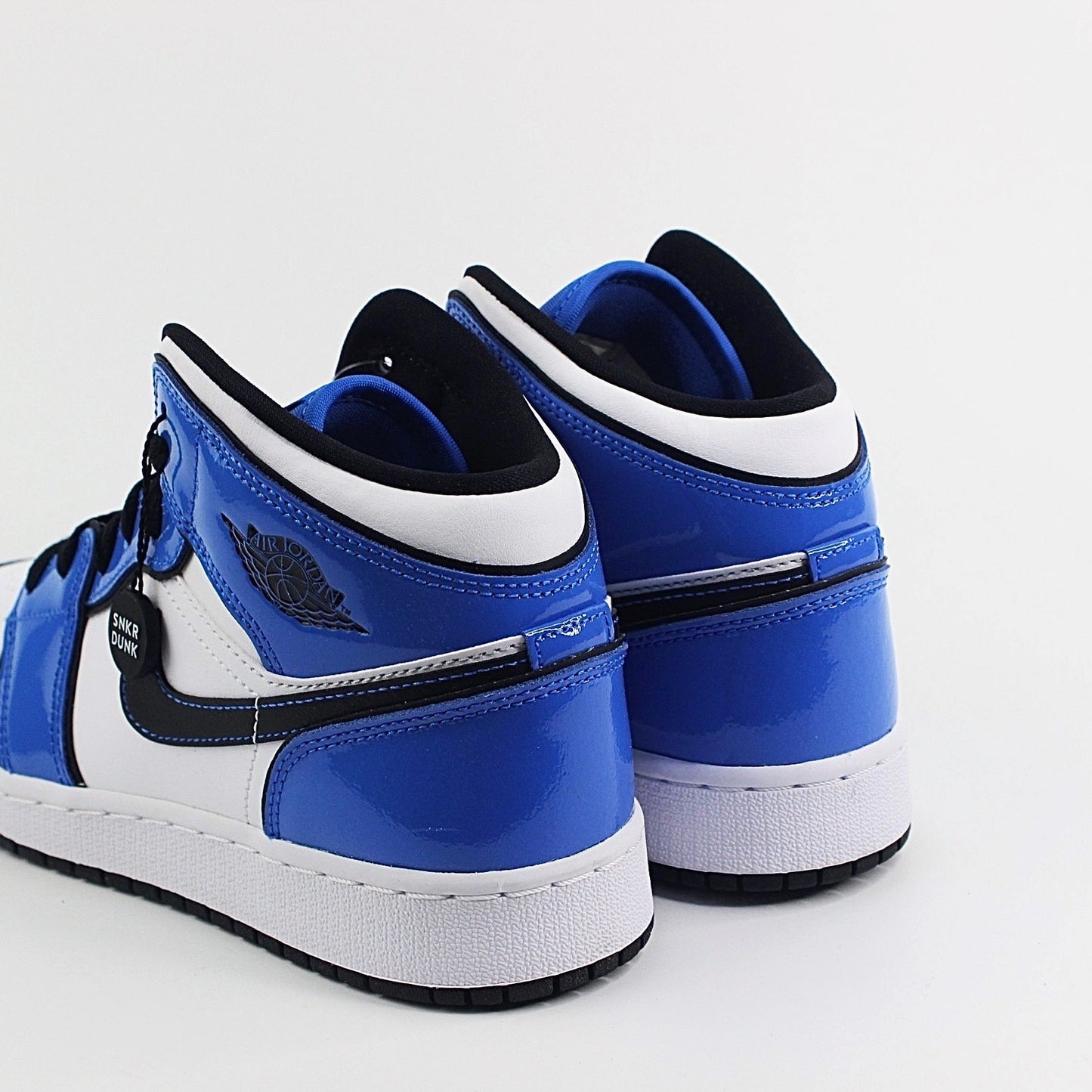 NIKE JORDAN 1 MID SIGNAL BLUE