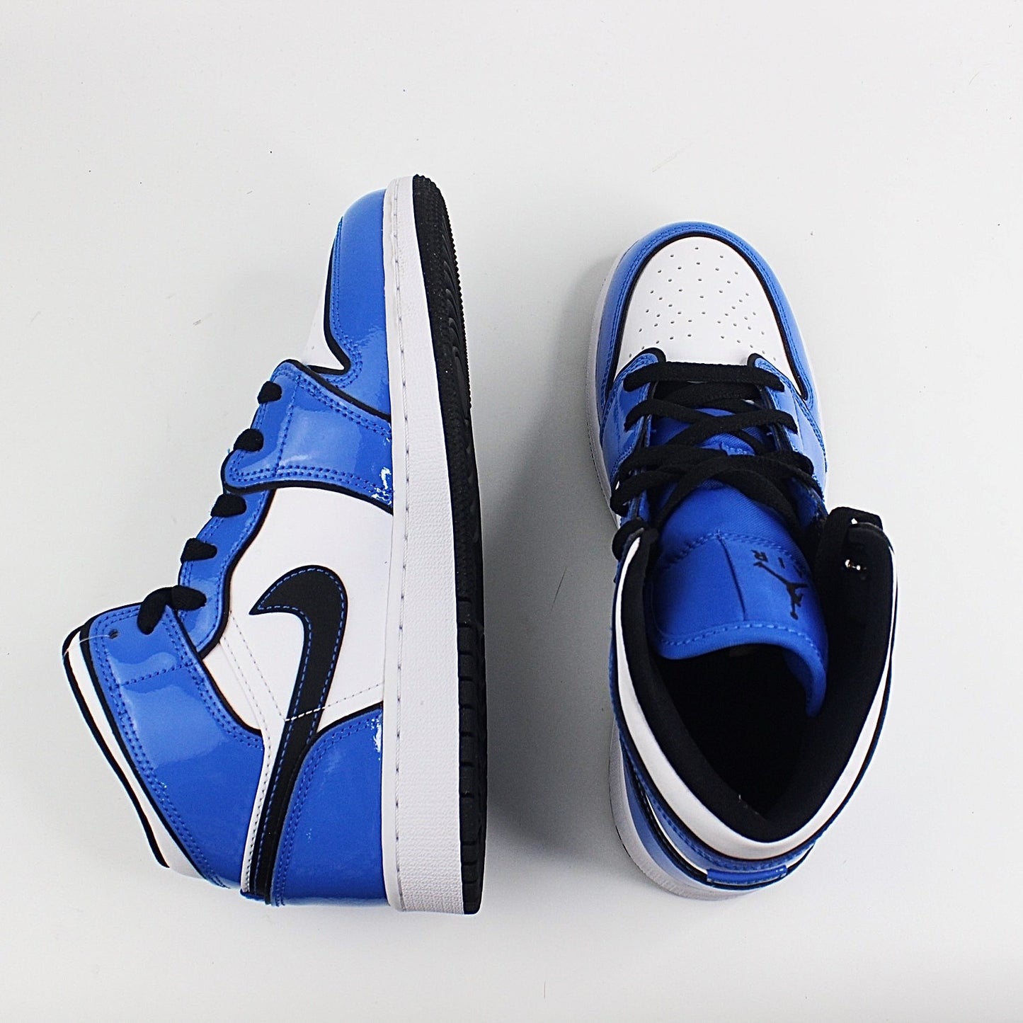 NIKE JORDAN 1 MID SIGNAL BLUE