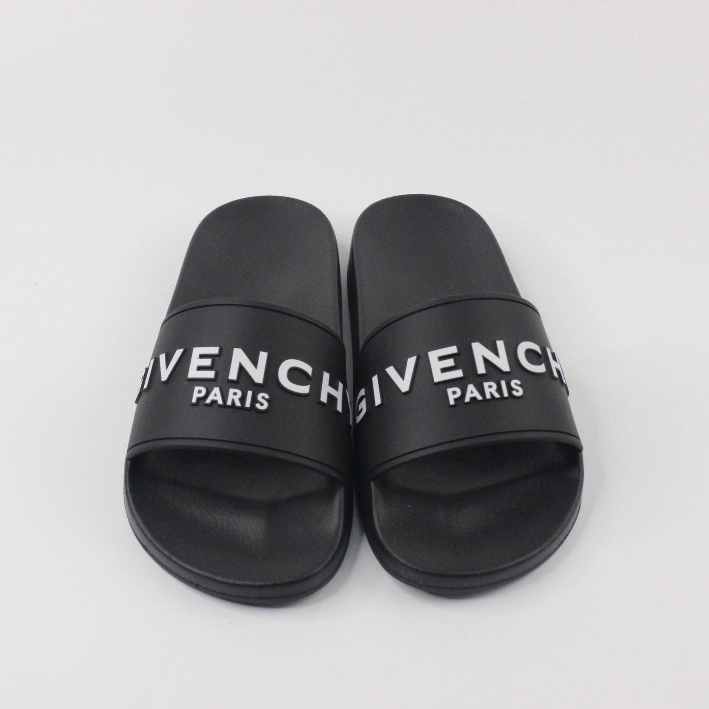GIVENCHY SLIDES 01