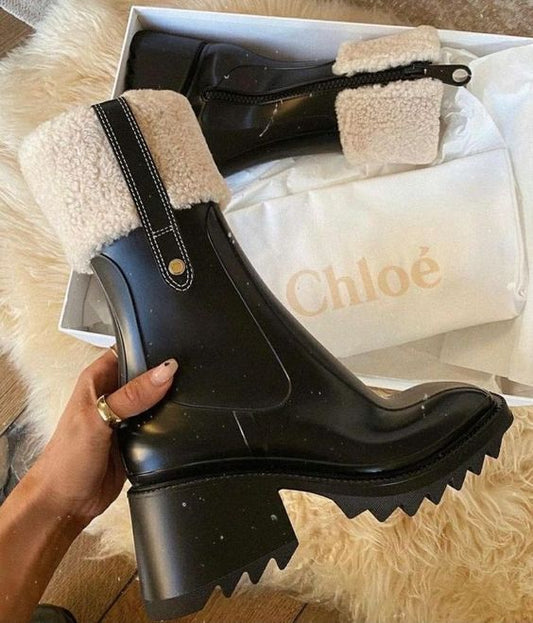 CHLOÉ BOOTS: NỮ TÍNH NHƯNG KHÔNG KÉM PHẦN CÁ TÍNH