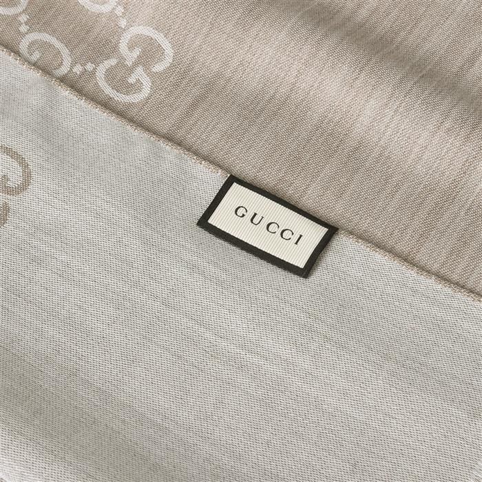 GUCCI SCARF 16