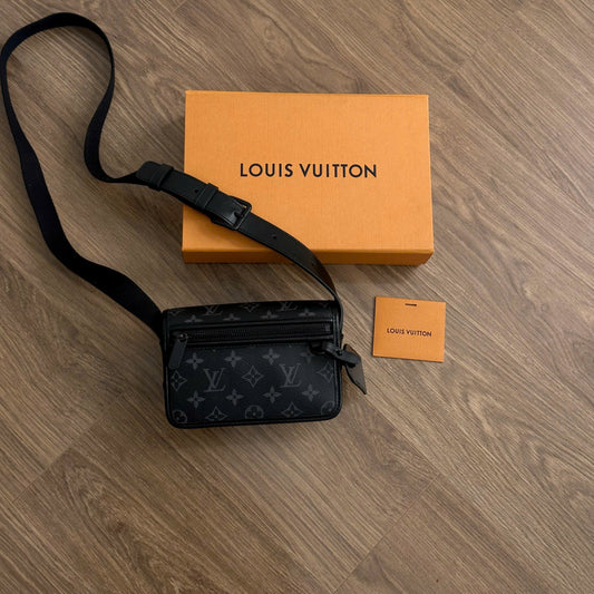 LOUIS VUITTON BAG 017
