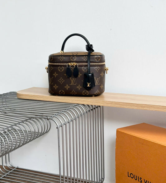 LOUIS VUITTON BAG 018