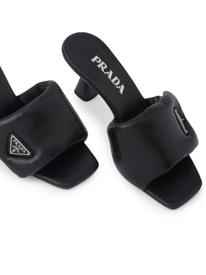 PRADA PUMP 04