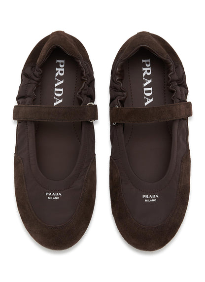 PRADA FLATS 01