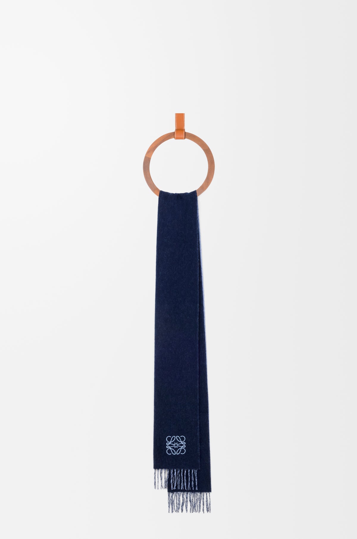 LOEWE SCARF 01