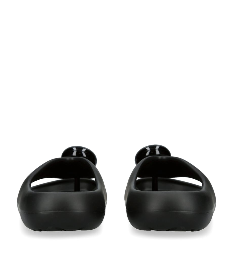 LOEWE SLIDES 02