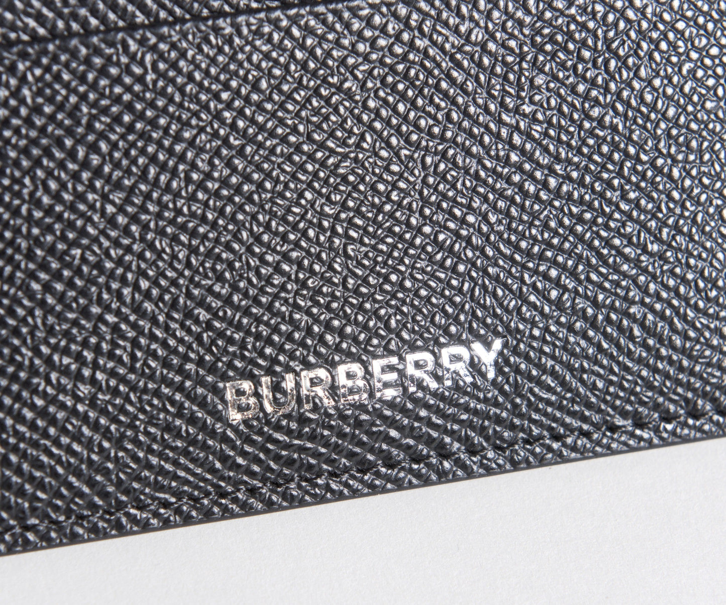 BURBERRY CARD HOLDER 11