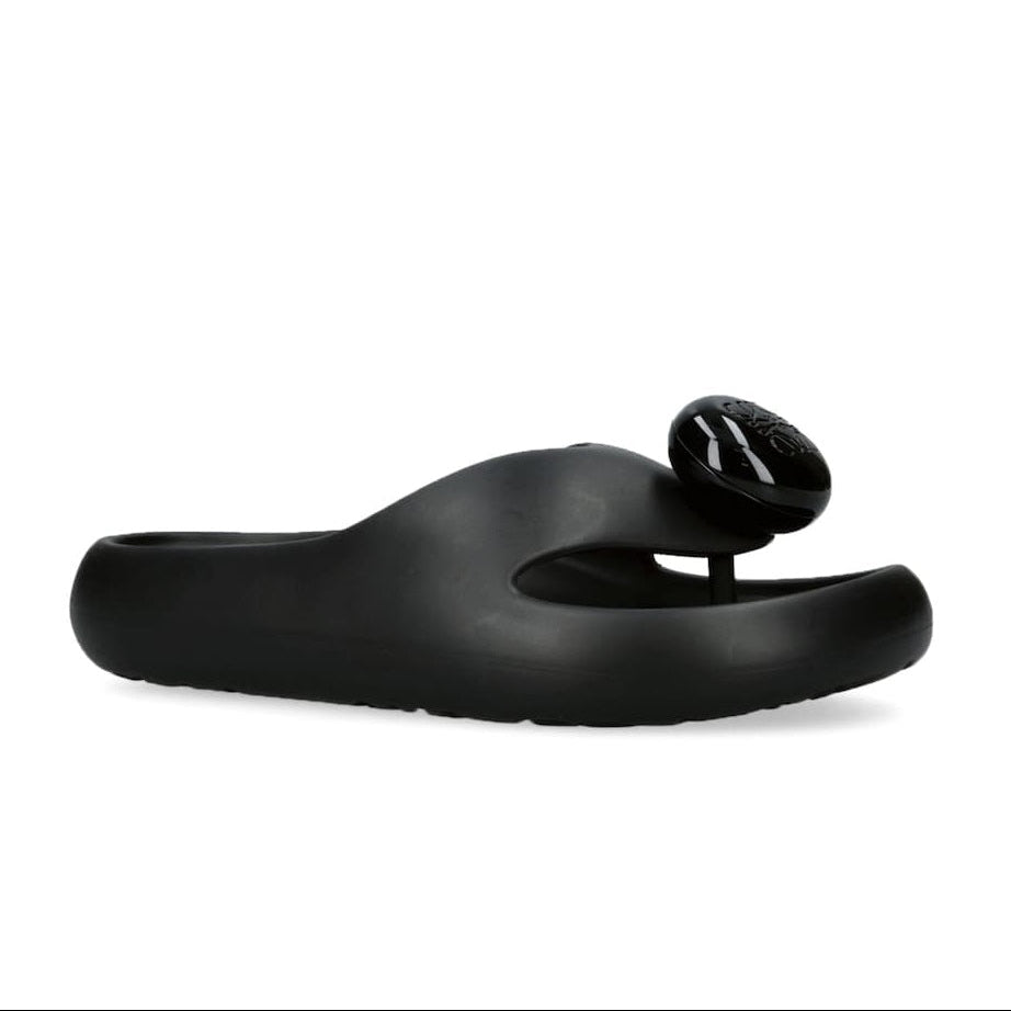 LOEWE SLIDES 02