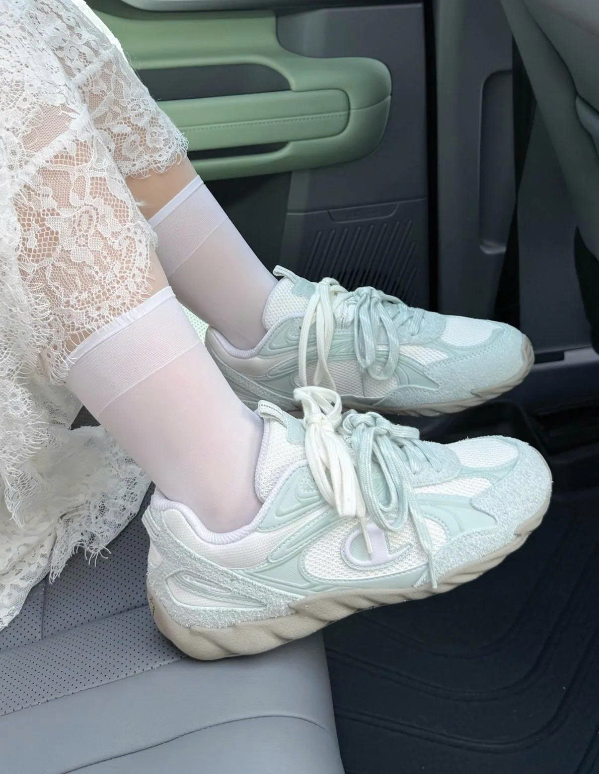 CHAMPION SNEAKERS 03