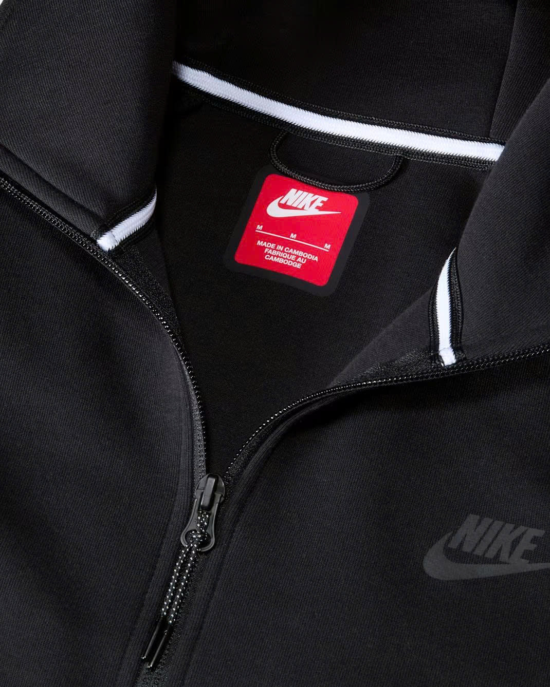 NIKE HOODIE 02