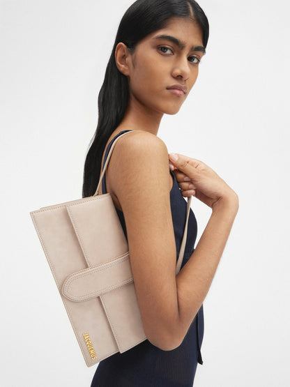 JACQUEMUS BAG 26