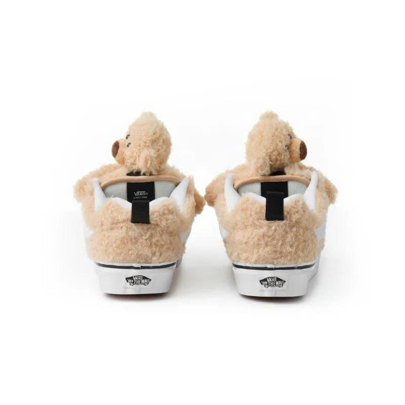 13DE MARZO X VANS SNEAKERS 01