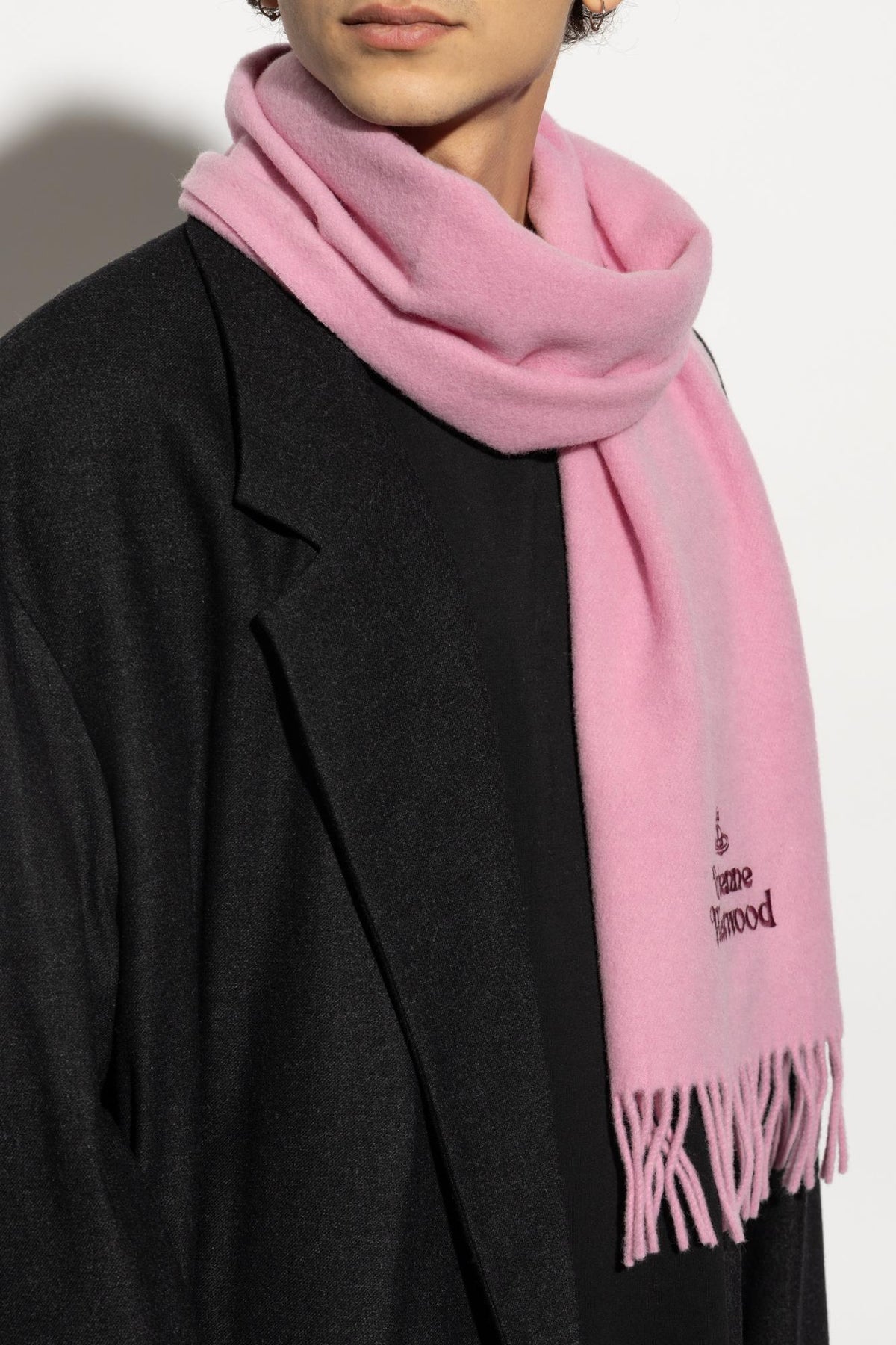 VIVIENNE WESTWOOD SCARF 03