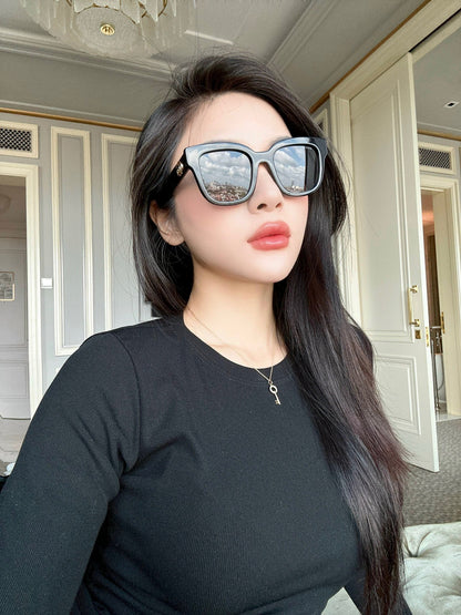 GUCCI GLASSES 035