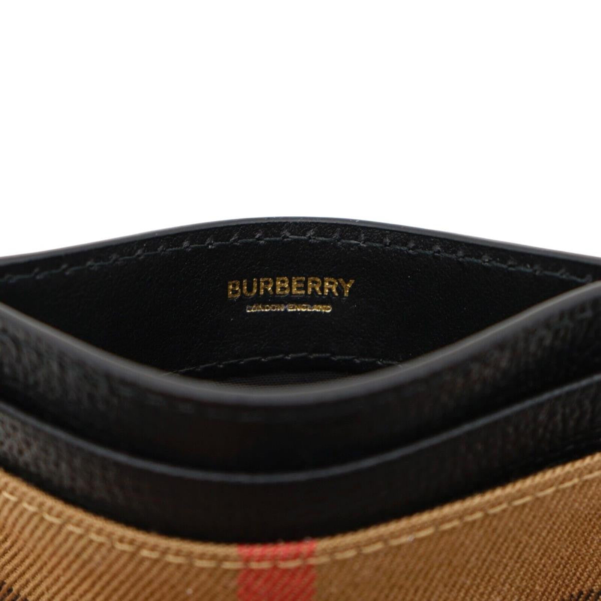 BURBERRY CARD HOLDER 15