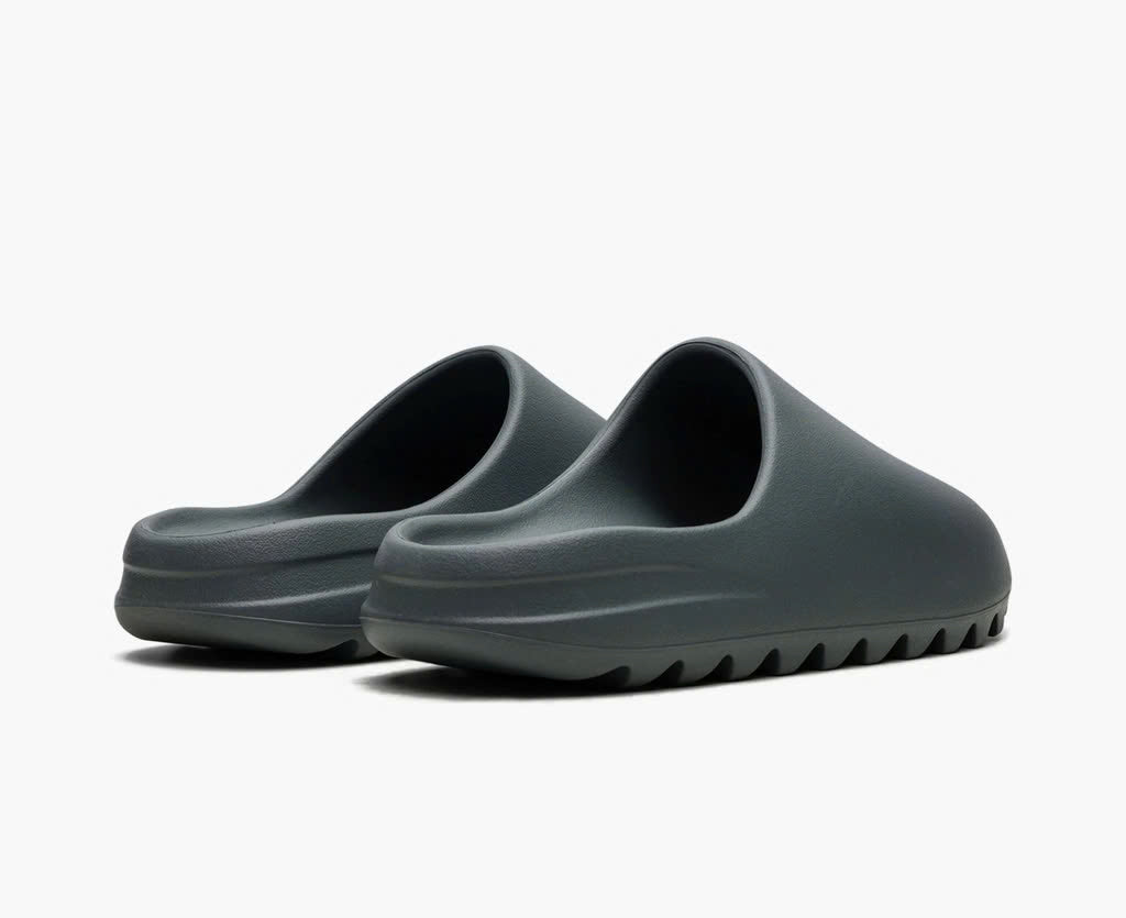 ADIDAS YEEZY SLIDES ID4132