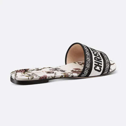 DIOR SLIDES 17