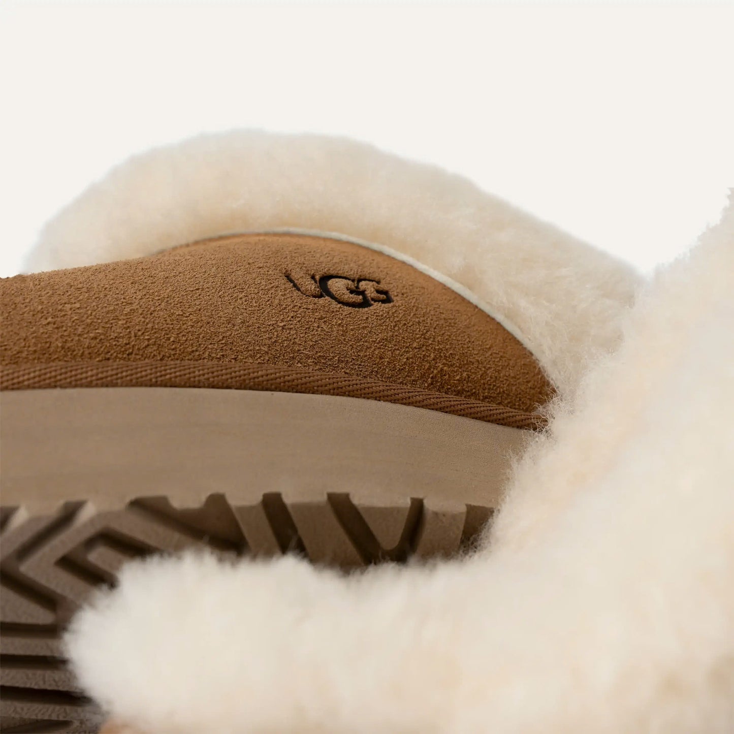 UGG SLIPPER 01