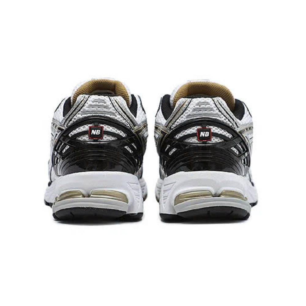 NEW BALANCE SNEAKER 03