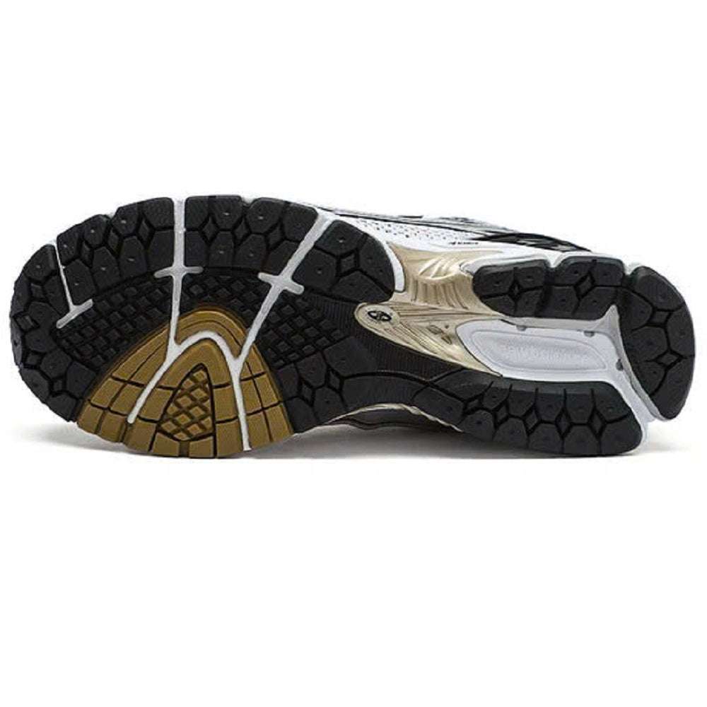 NEW BALANCE SNEAKER 03