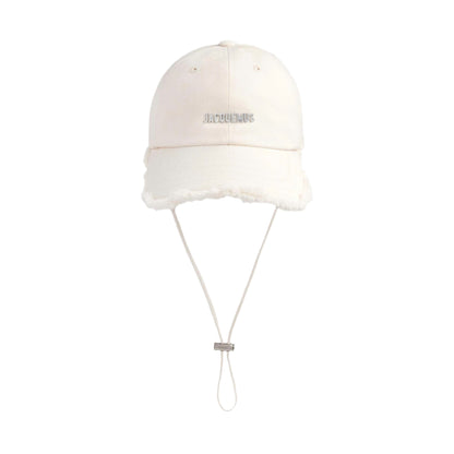 JACQUEMUS CAP 01