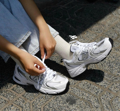 NEW BALANCE SNEAKER 14