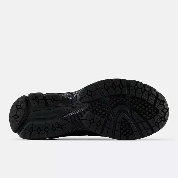 NEW BALANCE SNEAKER 12