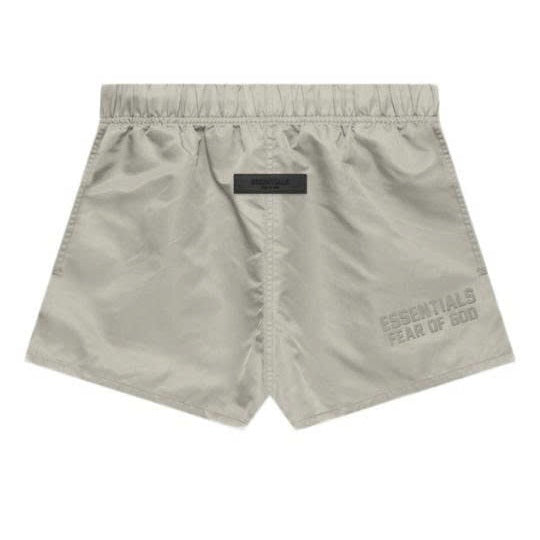 FOG ESSENTIALS SHORT 16 (SMOKE)