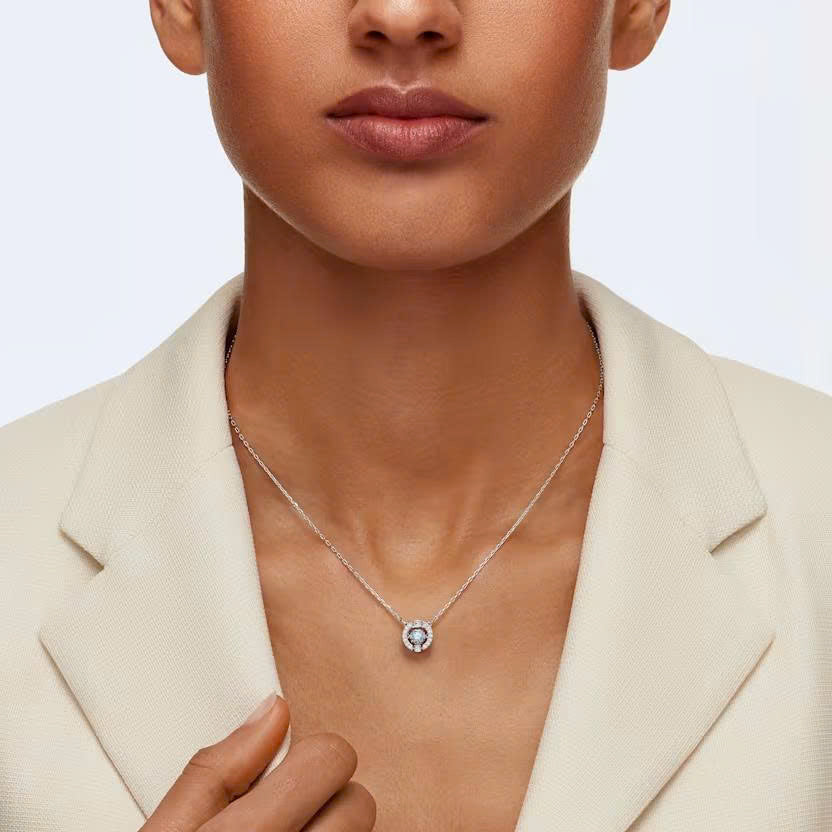 SWAROVSKI NECKLACE 02