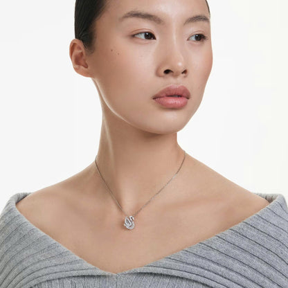 SWAROVSKI NECKLACE 18
