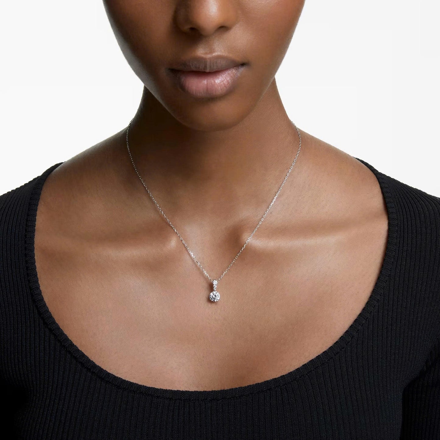 SWAROVSKI NECKLACE 23