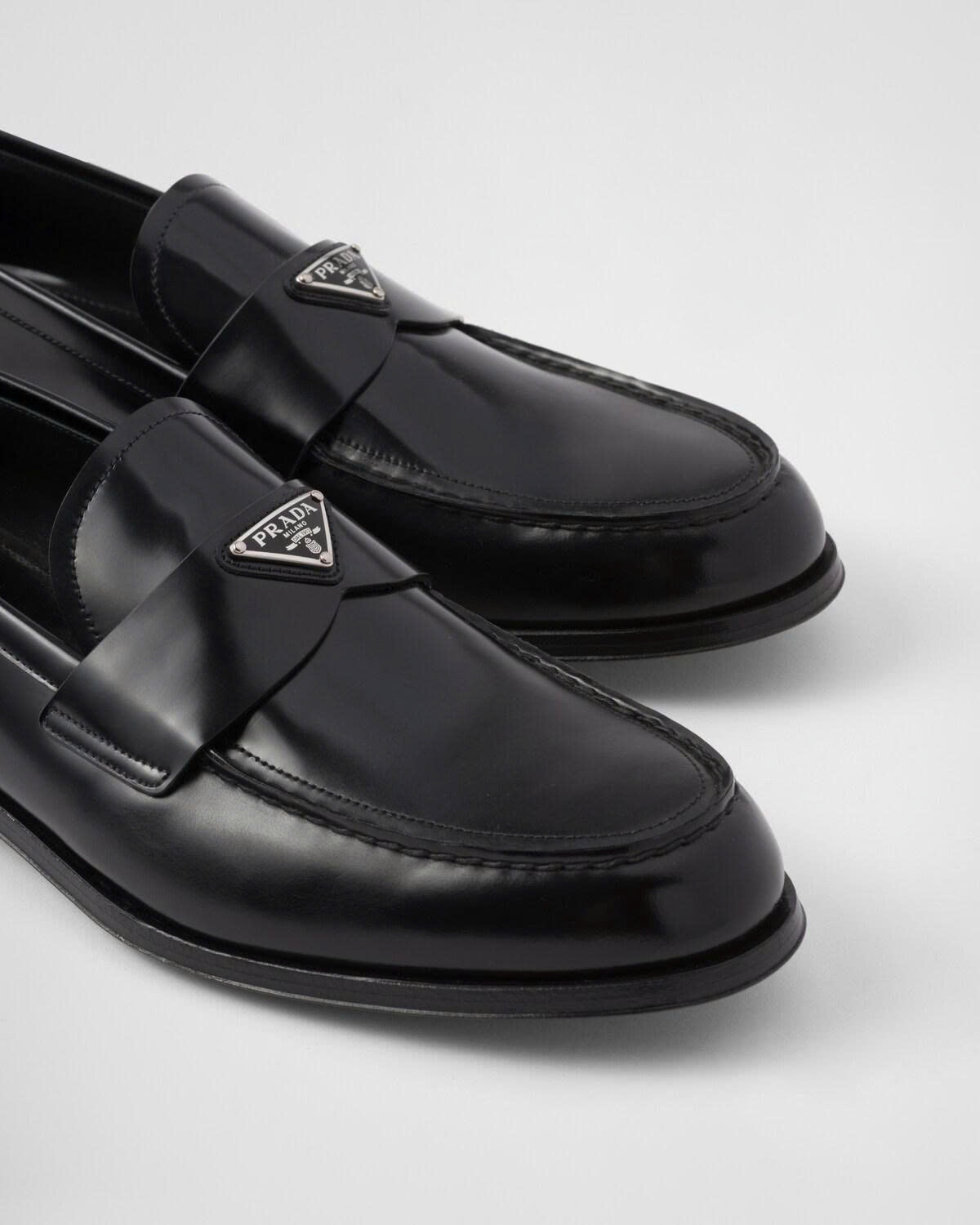 PRADA LOAFER 09