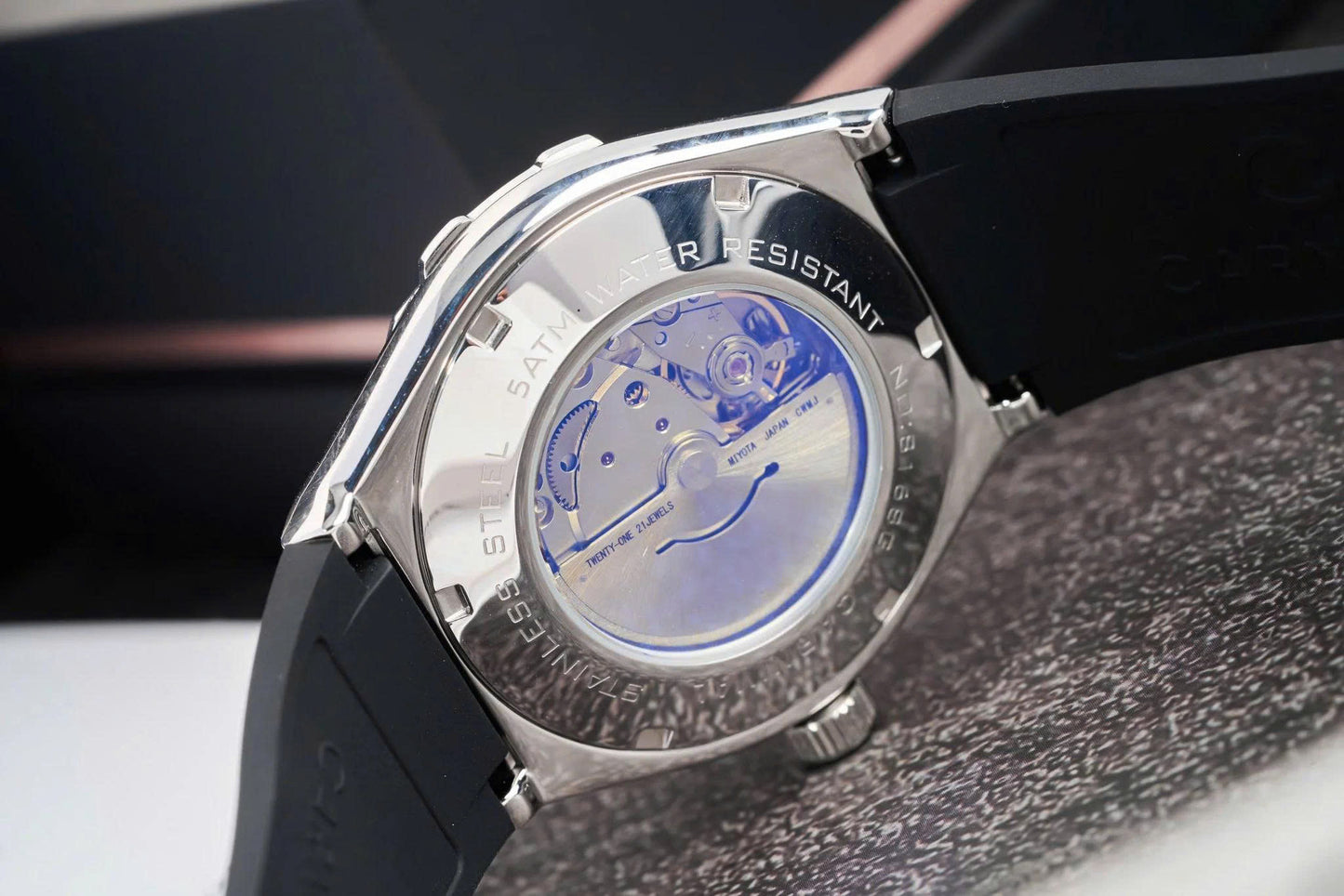 CARNIVAL 1986 WATCHES 18 (42MM)