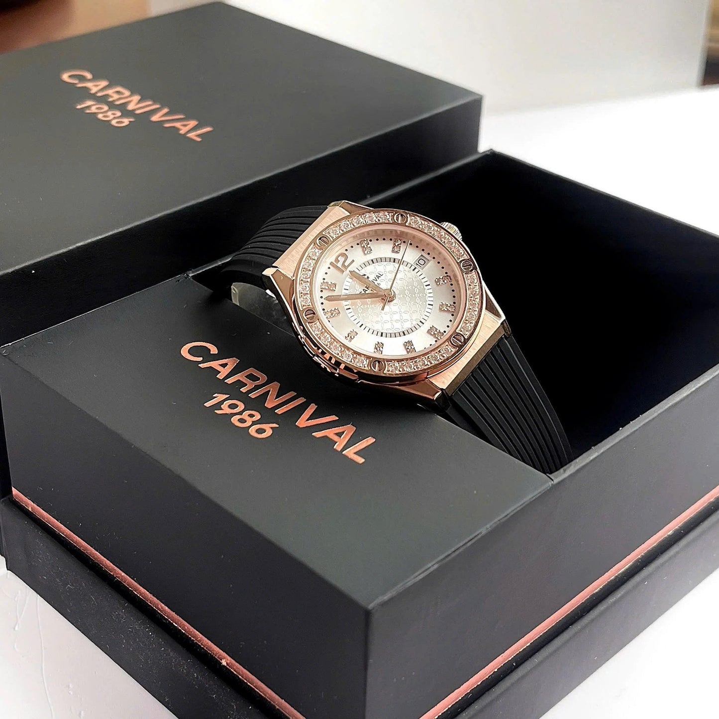 CARNIVAL 1986 WATCHES 56 (WOMEN) (34MM)