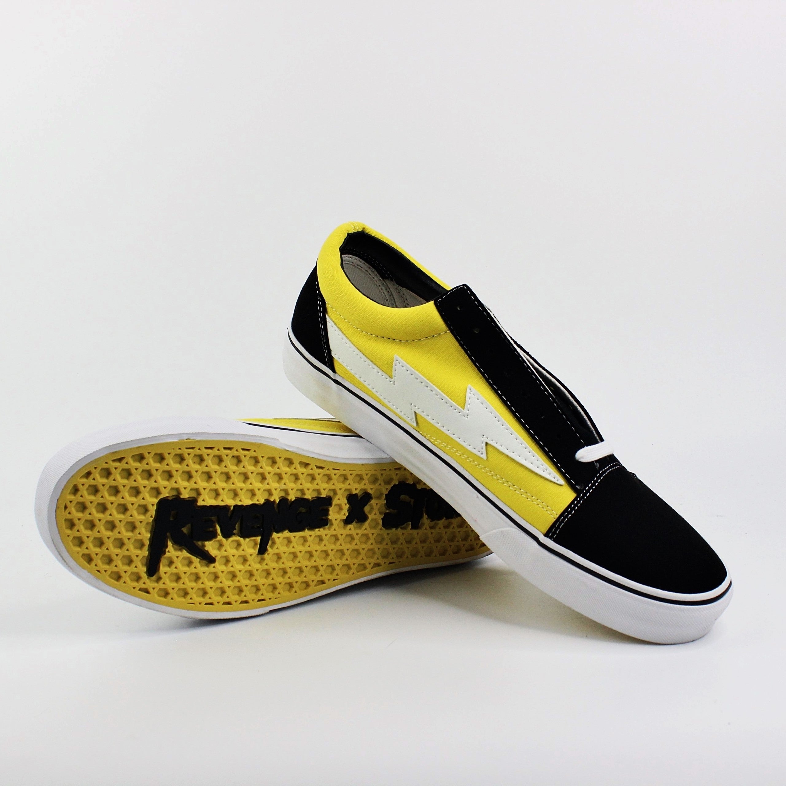 Black and yellow revenge x storm online