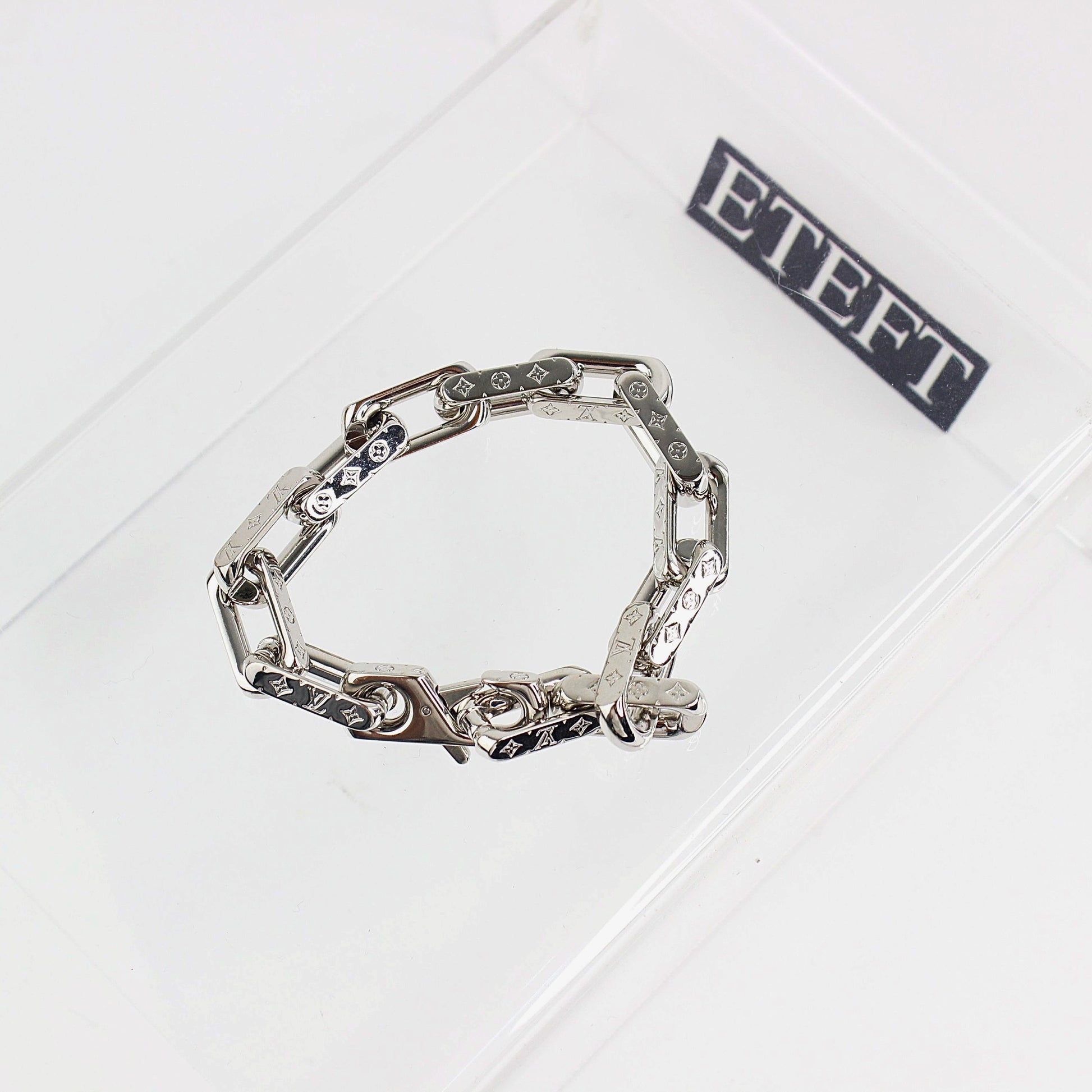 Shop Louis Vuitton 2023-24FW Louis Vuitton ☆M1205M ☆Monogram Chain Bracelet  by aamitene